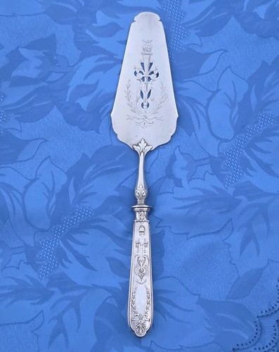 09l34 ancienne pelle - ancienne, tarte
