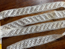 DENTELLE ANCIENNE - petit