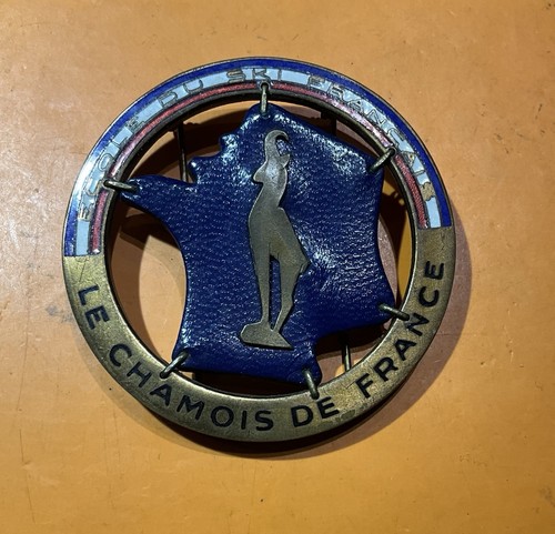 Insigne broche médaille - ,