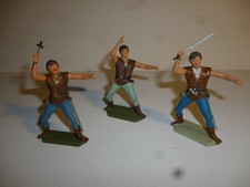 figurines publicitaires CAIFFA