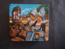 Très jolie boite Joselle Robion 1960 Galettes Saint Michel Bretagne biscuits TBE