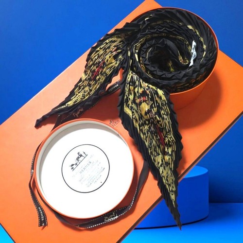 Foulard plissé hermes - foulard,