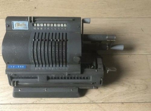 Ancienne machine calculer - ancienne,