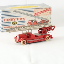 Dinky Toys F n° 32 D