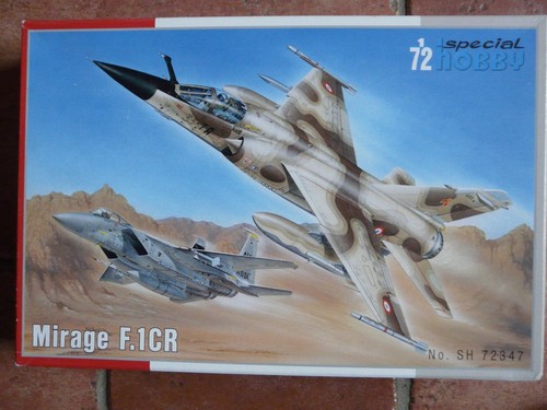 Maquette avion special - maquette, 1/72