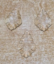 3 PAMPILLES ANCIENNE en verre