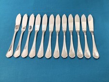 1 couteau à poisson