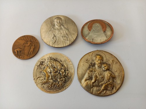 Lot médailles religieuses - lot,
