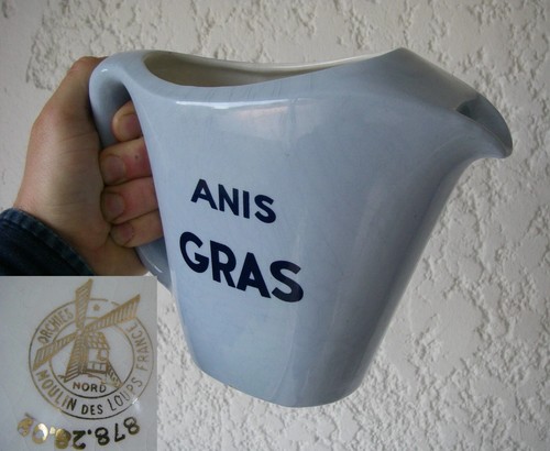 Ancien pichet eau anis gras - eau,