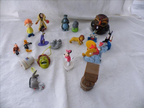 Lot différents personnages - lot,
