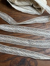 DENTELLE ANCIENNE - 9.50