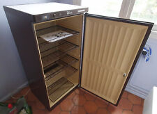 Cave à vins de vieillissement Vinothek Liebherr Modèle : WKS 130 – 10E