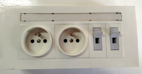 Legrand double prise - double, +t