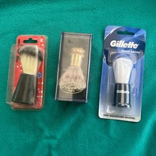 3 BLAIREAUX À BARBE