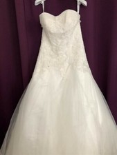 NEUVE Robe de mariée modèle