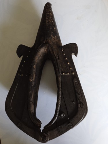 Ancien collier pour cheval - pour,
