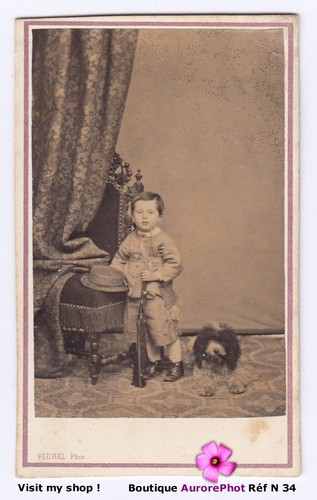 Enfant avec jouet - jouet, &