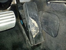 THROTTLE / 2068402 FOR