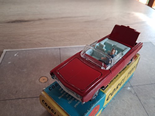 Corgi toys chrysler - corgi,