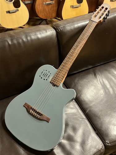 Godin multiac mundial - godin,
