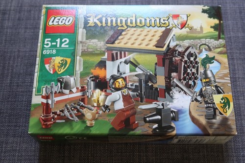 Lego 6918 blacksmith attack - lego,