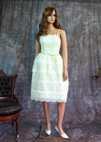 Vintage 1960s white lace - vintage,