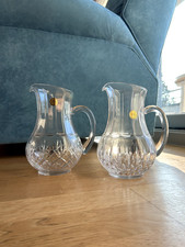 Lot de 2 carafes en cristal J