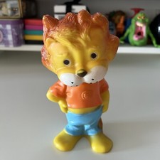 POUET TITUS LE LION 1967