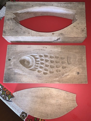 Ancien très grand moule - , à