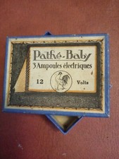 Ancien RARE boite ampoules projecteur PATHE BABY avec 1 ampoule neuve 12V