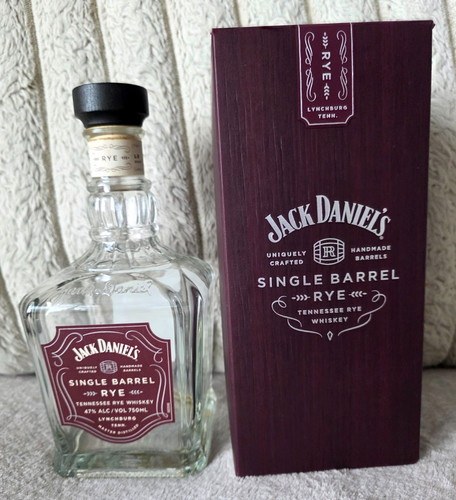 Empty jack daniels - empty,