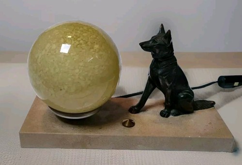Ancienne lampe chien - chien, berger