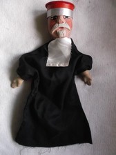 ANCIENNE MARIONNETTE THEATRE DE  GUIGNOL  AVOCAT  TETE EN  BOIS