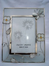 Handcrafted Gift 4"x6" Glass Photo Frame w White Butterfly & Flowers