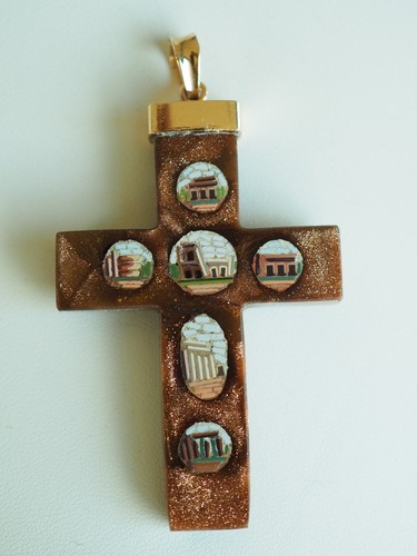 Croix ancienne micro - ancienne,