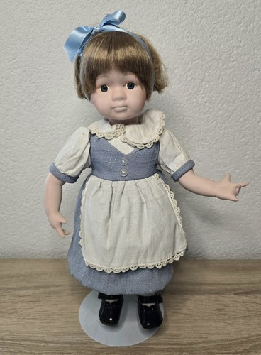Poupée vintage porcelaine - poupée,
