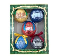 Lot de 5 ornements de boules