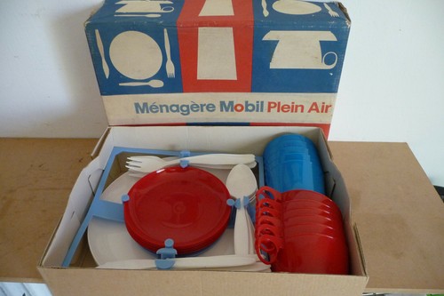 Menagere mobil huile essence - mobil,