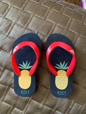 Roxy baby girls size 6 flip flops
