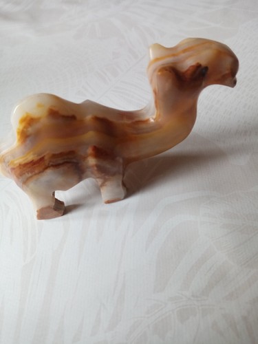 Figurine pierre semi - en,