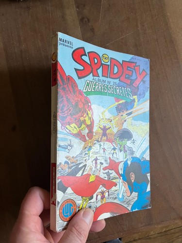Petit format comics spidey - format,