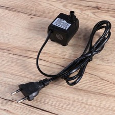  Pompe à eau Submersible 300L/H 4W Ultra silencieuse pour fontaine d'aquarium