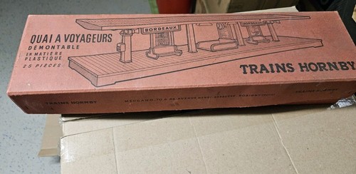 Hornby quai voyageurs - de,