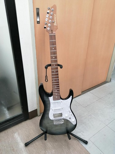 Guitare électrique ibanez - guitare,
