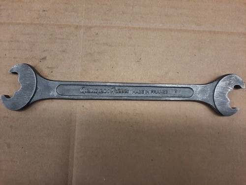 Outil ancien clé plate - ancien.,