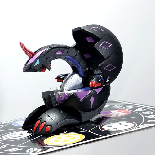 Bakugan custom darkus alpha - bakugan,