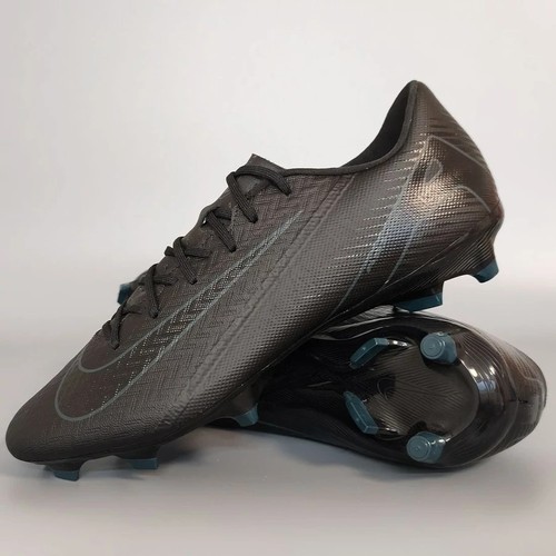 Chaussures football à - chaussures,