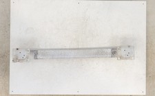 Traverse de pare choc avant -