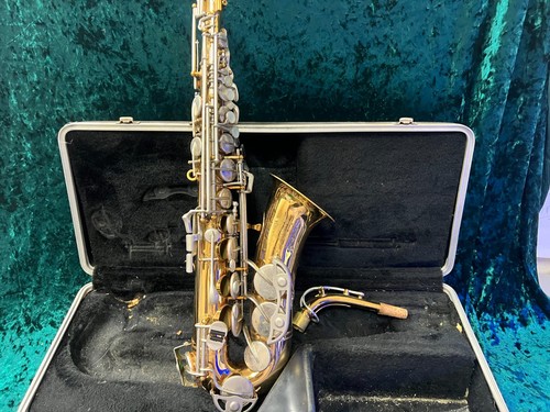 Selmer bundy alto saxophone - ii,