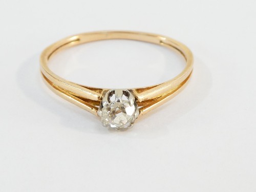 Bague solitaire jaune 18 - en,